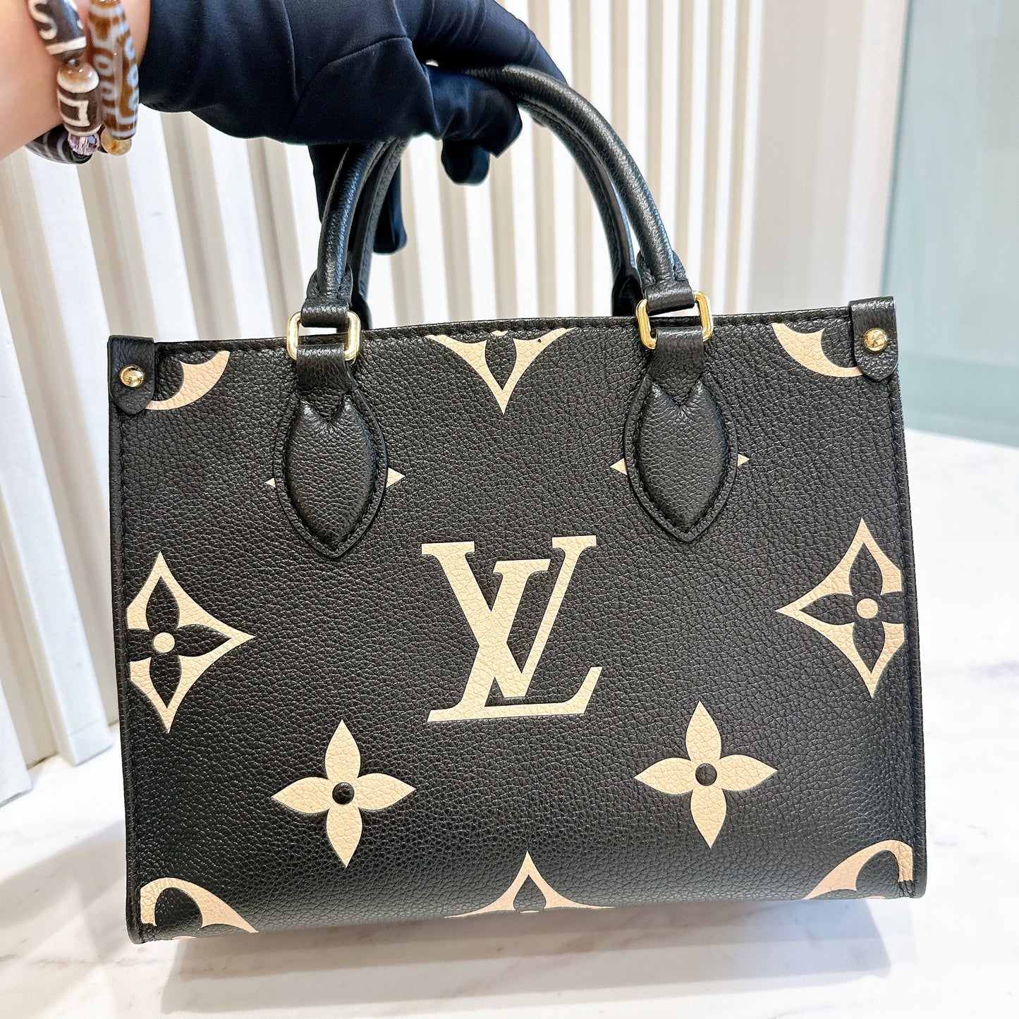 LV On The Go PM Bicolour