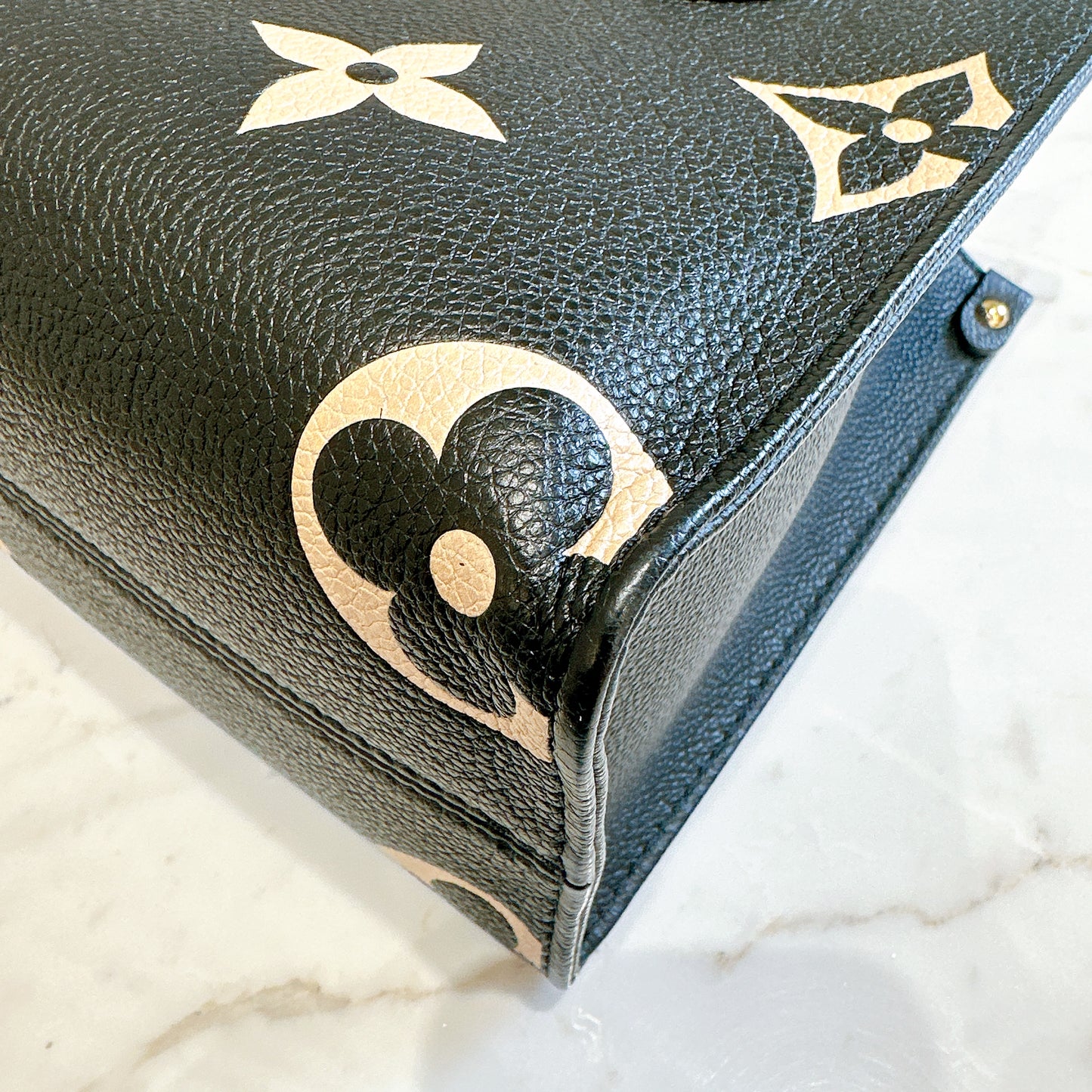 LV On The Go PM Bicolour