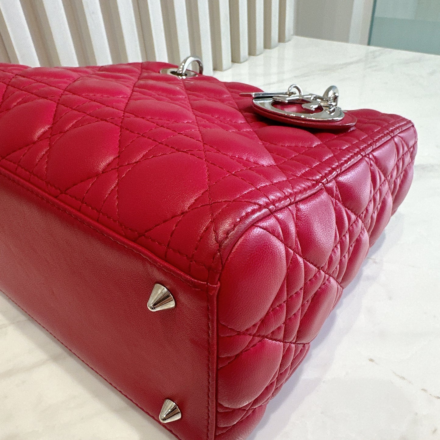Lady Dior Medium In Red