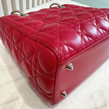 Lady Dior Medium In Red