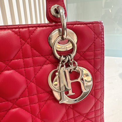 Lady Dior Medium In Red