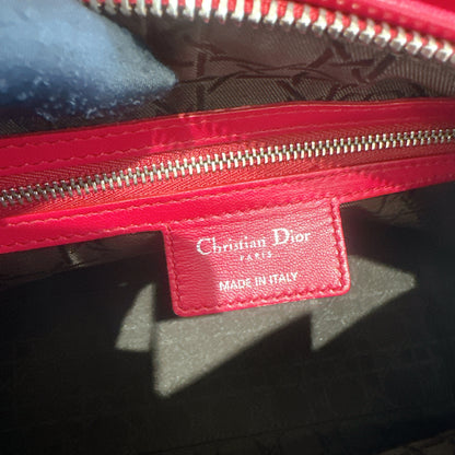 Lady Dior Medium In Red