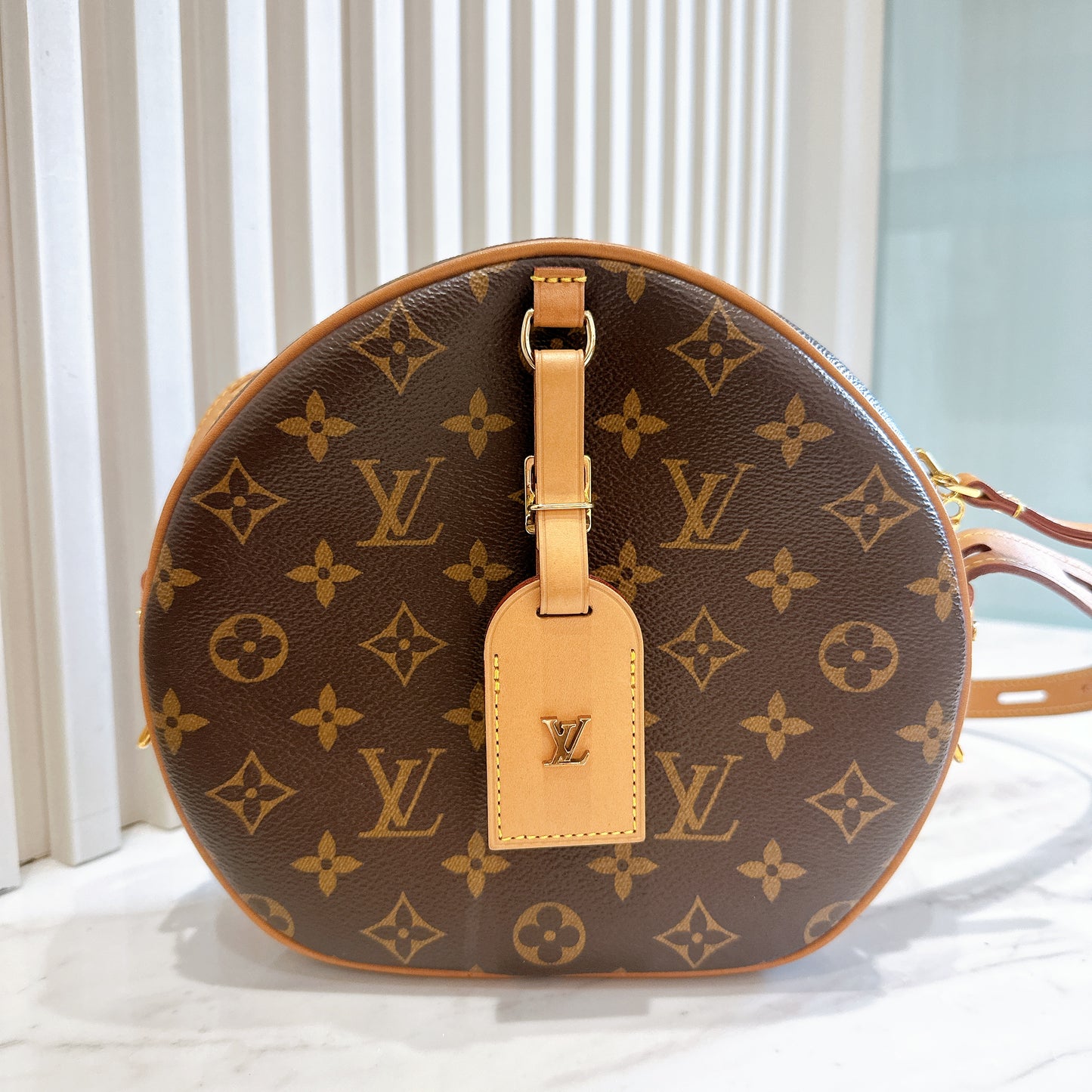 LV Monogram Boite Chapeu Souple MM