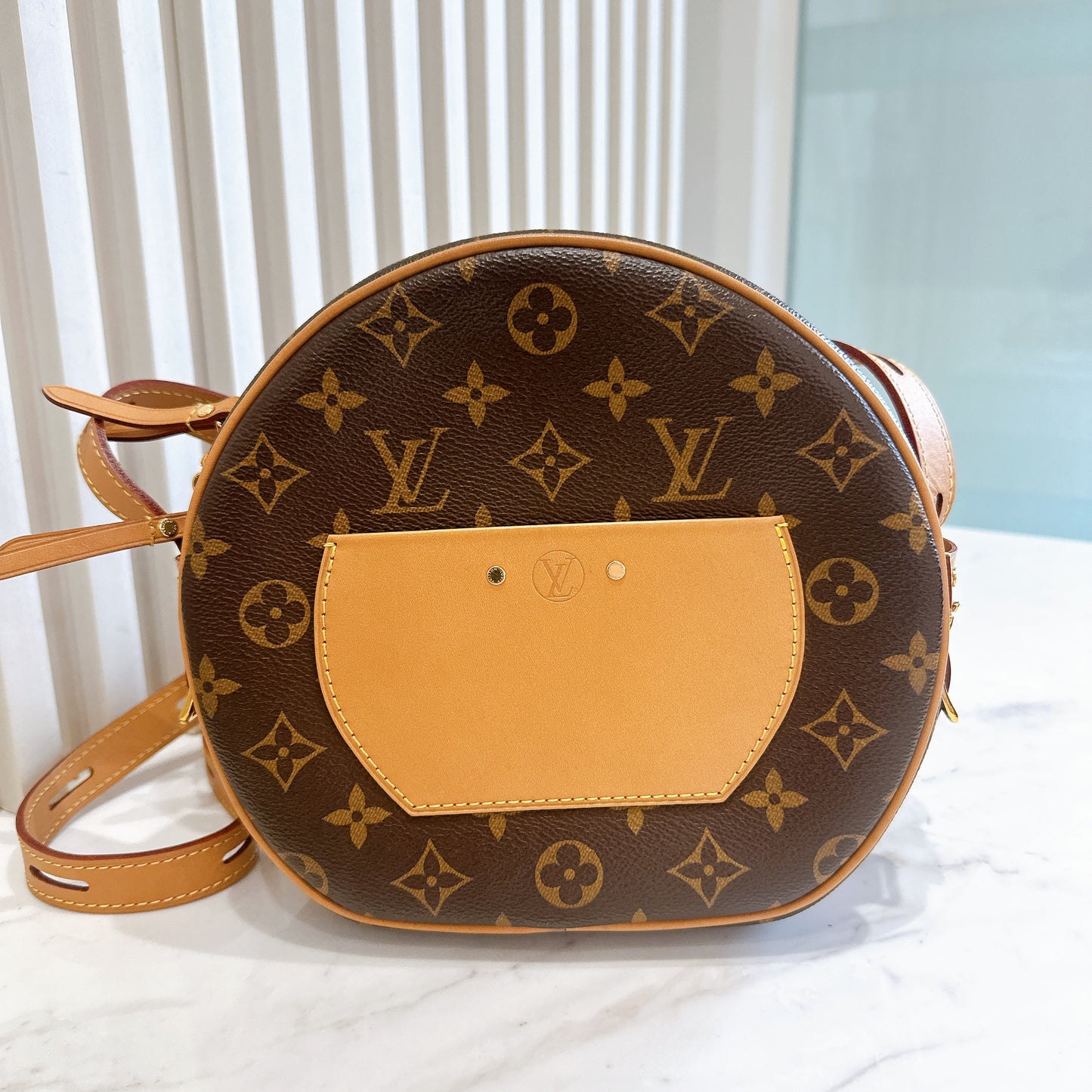LV Monogram Boite Chapeu Souple MM