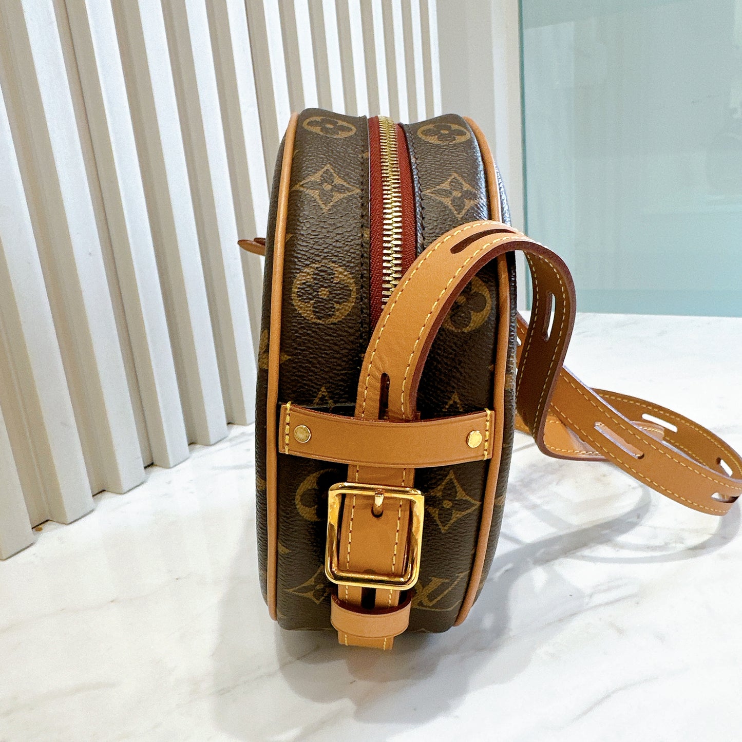 LV Monogram Boite Chapeu Souple MM