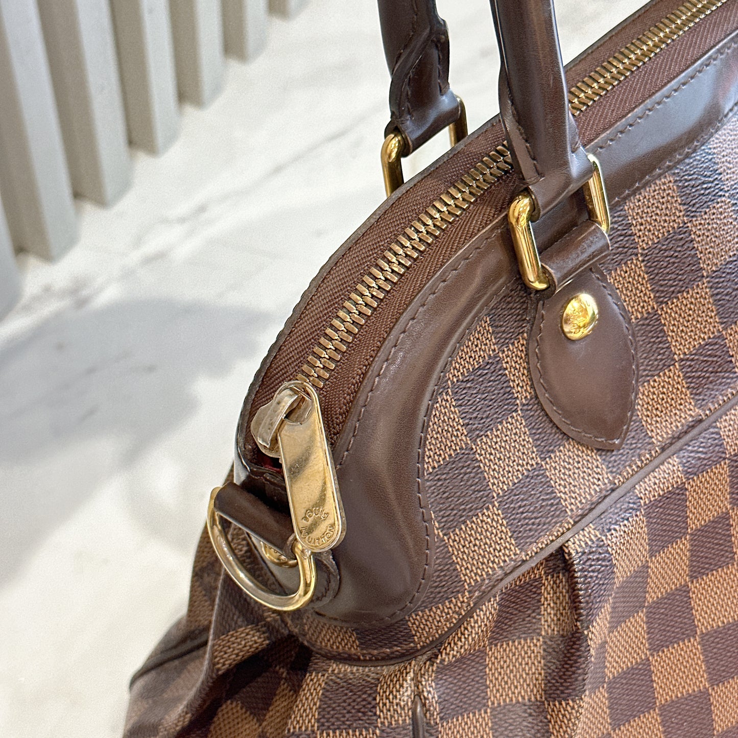 LV Damier Ebene Trevi PM