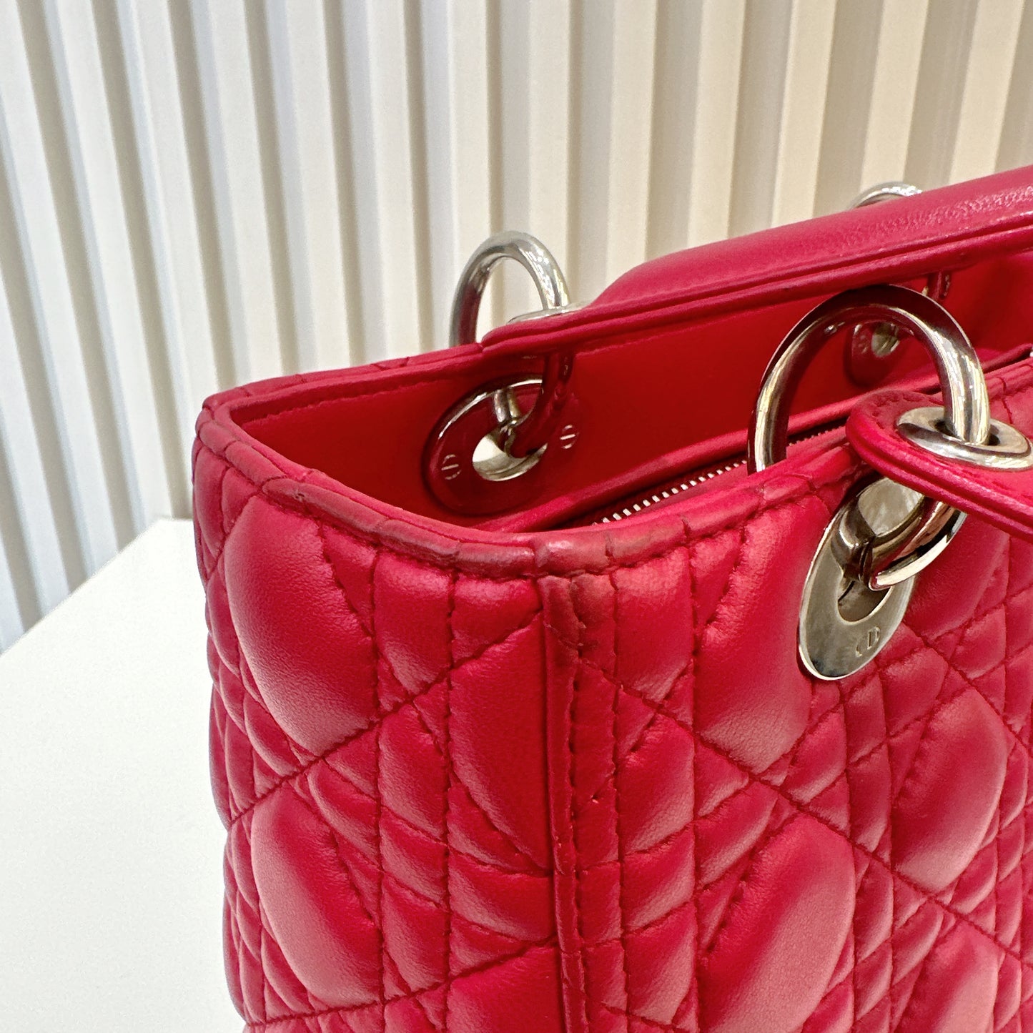 Lady Dior Medium In Red
