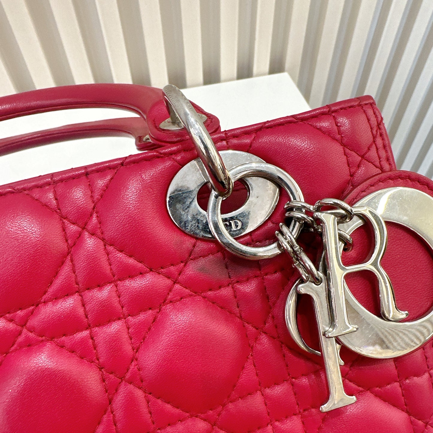 Lady Dior Medium In Red