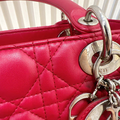 Lady Dior Medium In Red