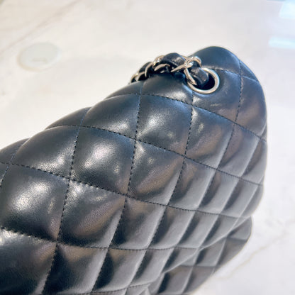Chanel Jumbo Lambskin In SHW