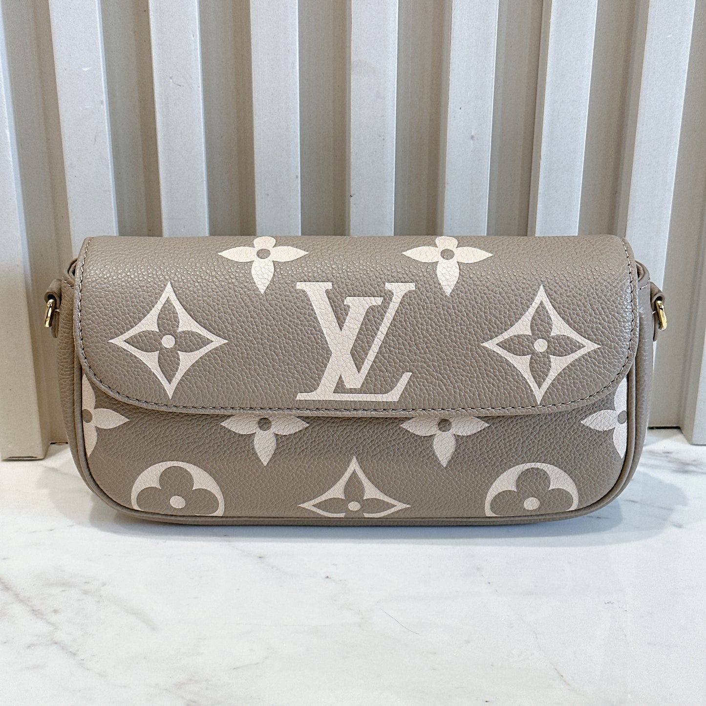 LV Monogram Ivy in Bicolour