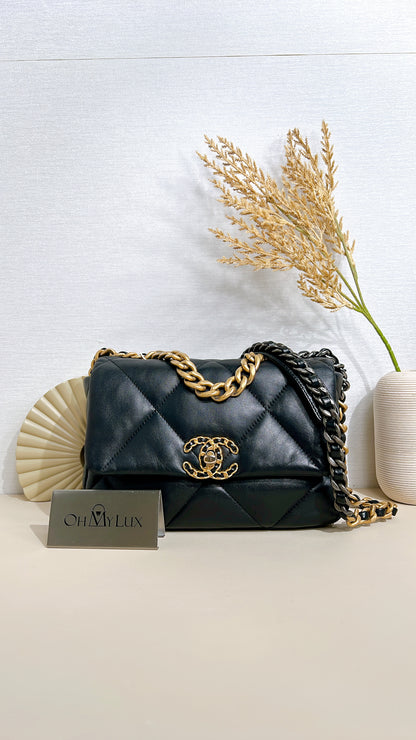 Chanel 19 Small in Black