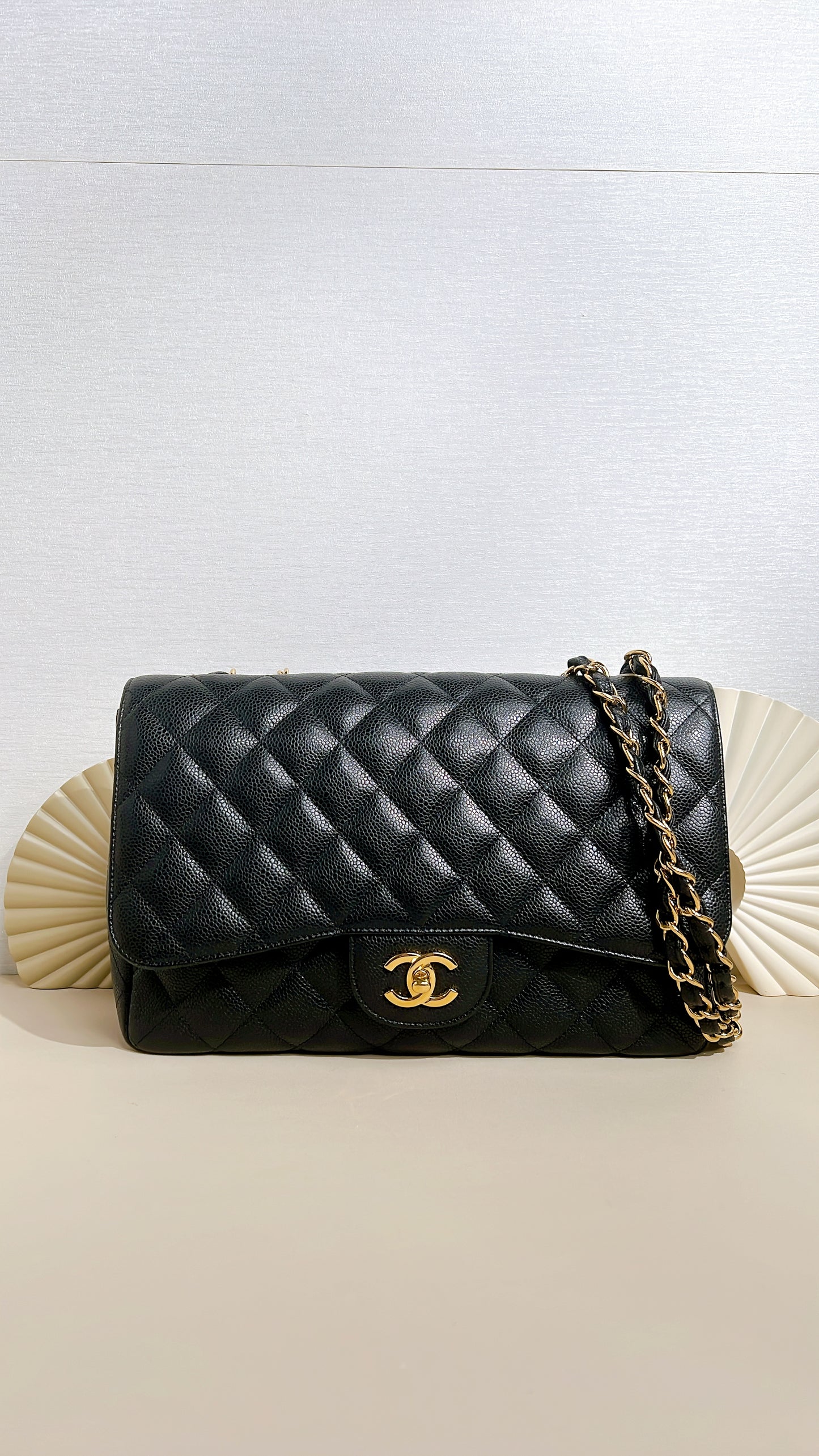 Chanel Classic Flap Jumbo Caviar Black in GHW