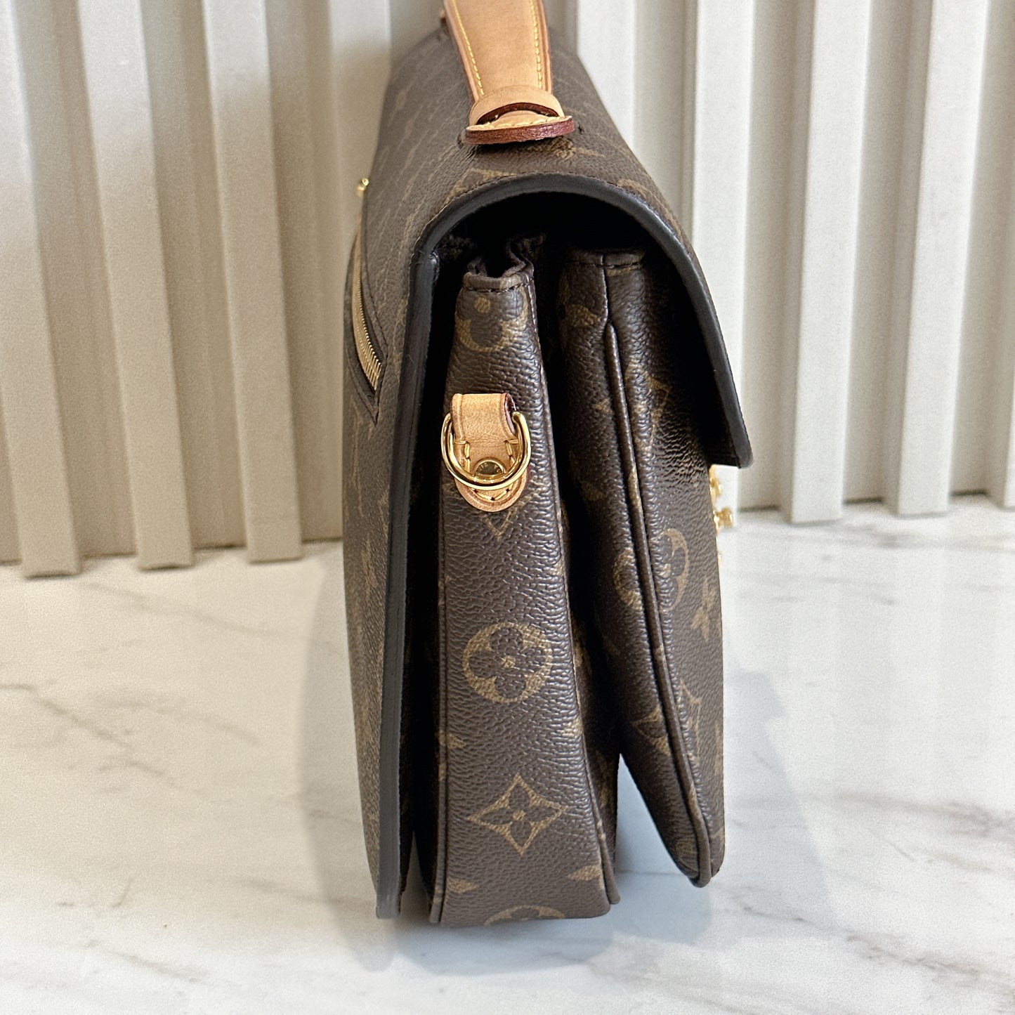 LV Monogram Pochette Metis