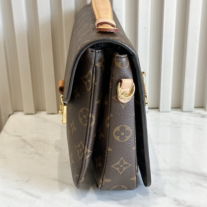 LV Monogram Pochette Metis