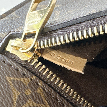 LV Monogram Pochette Metis