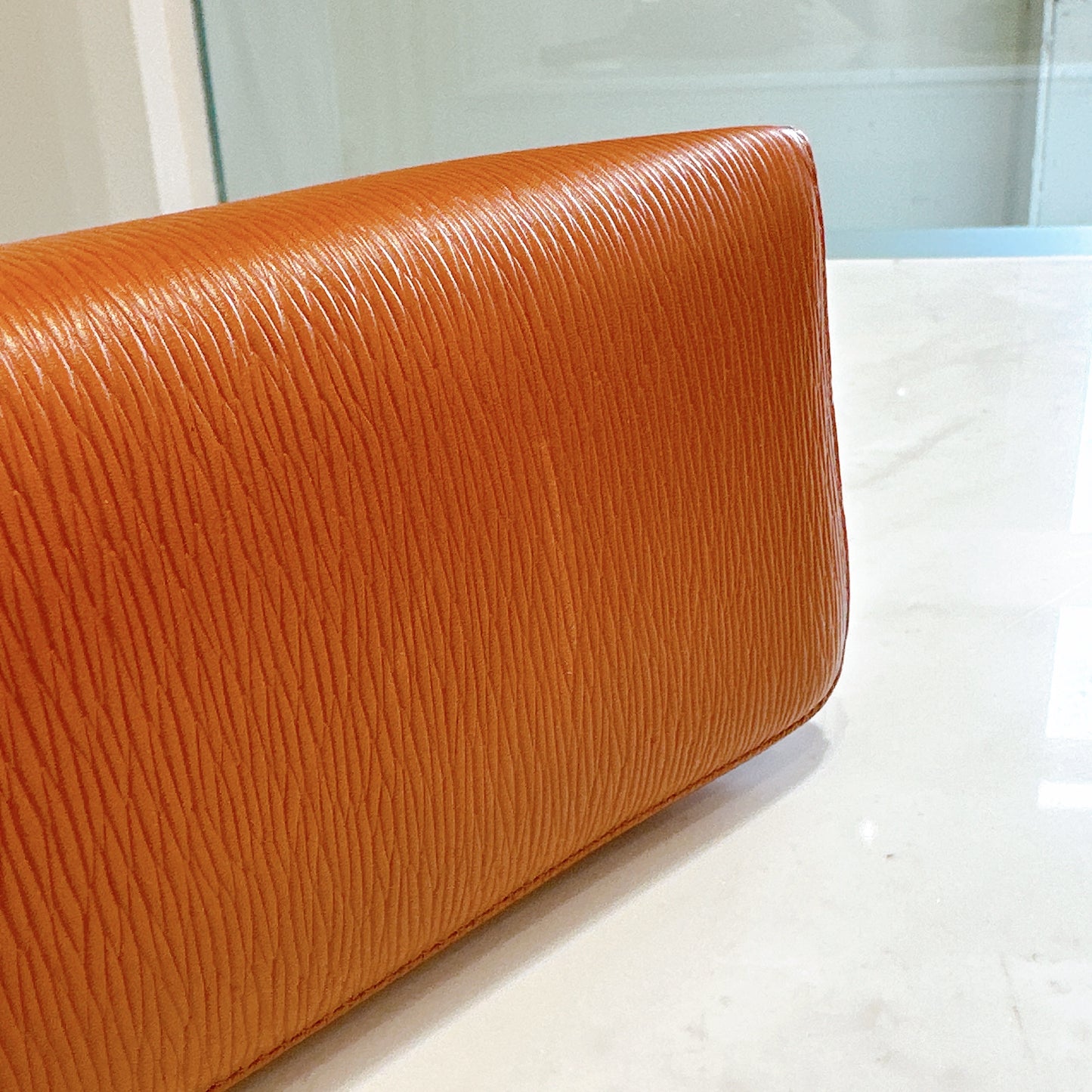 Loro Piana Extra Bag L27 OX Leather Warm Tan/Sun Gold