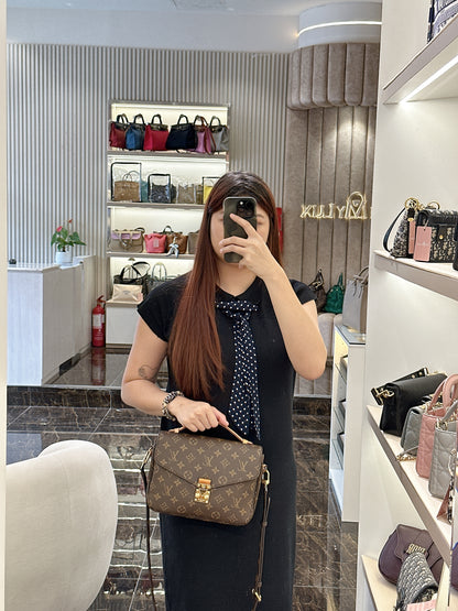 LV Monogram Pochette Metis