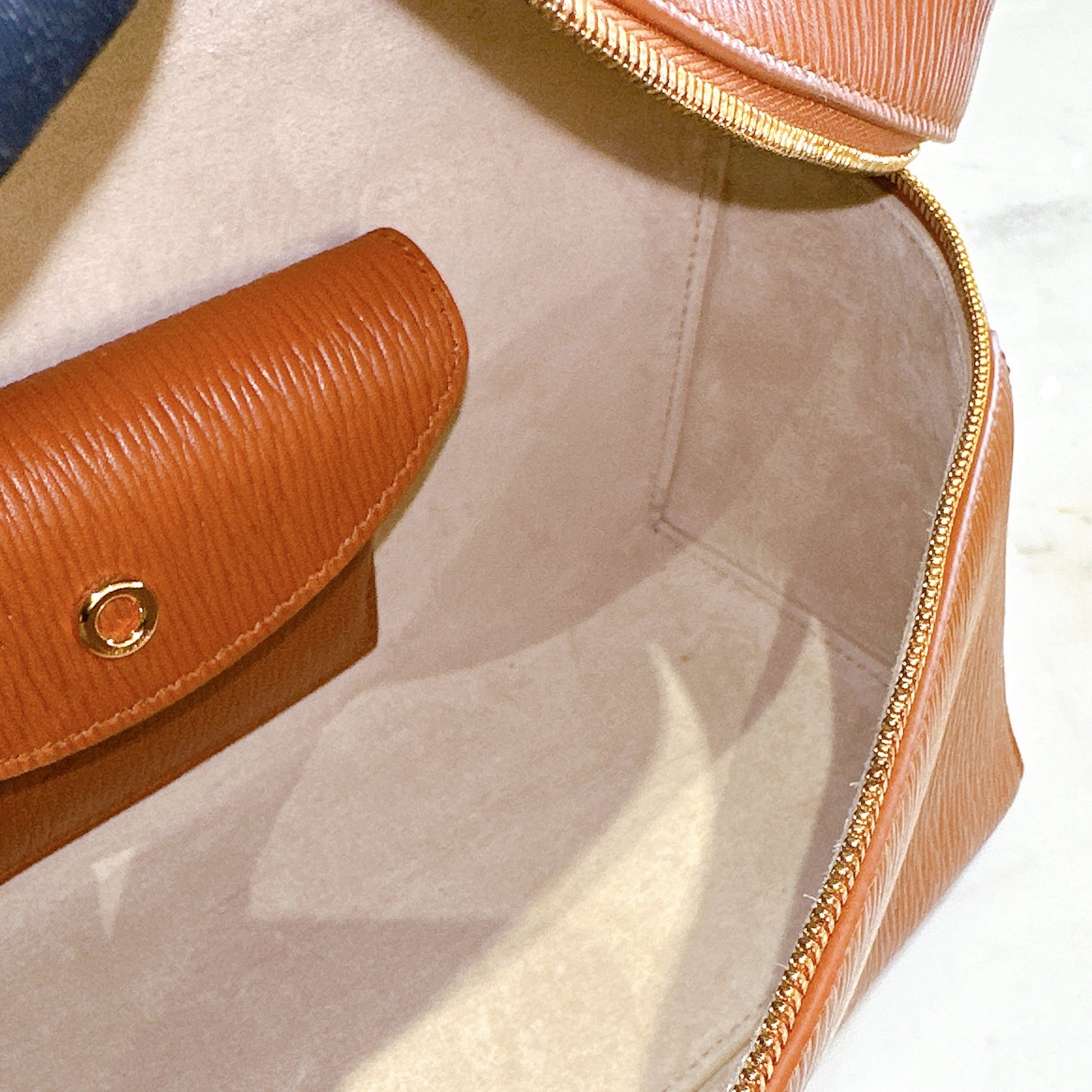 Loro Piana Extra Bag L27 OX Leather Warm Tan/Sun Gold