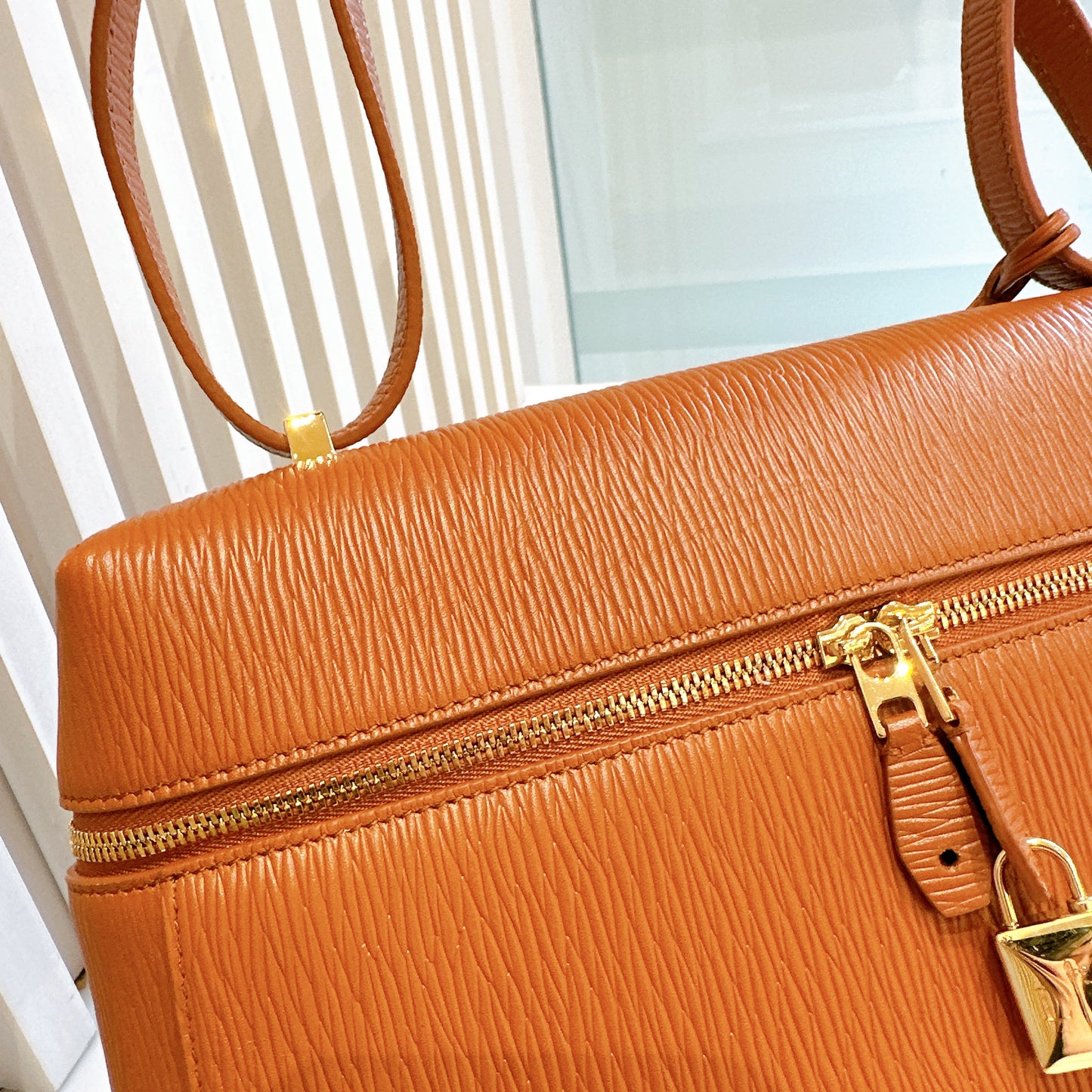 Loro Piana Extra Bag L27 OX Leather Warm Tan/Sun Gold