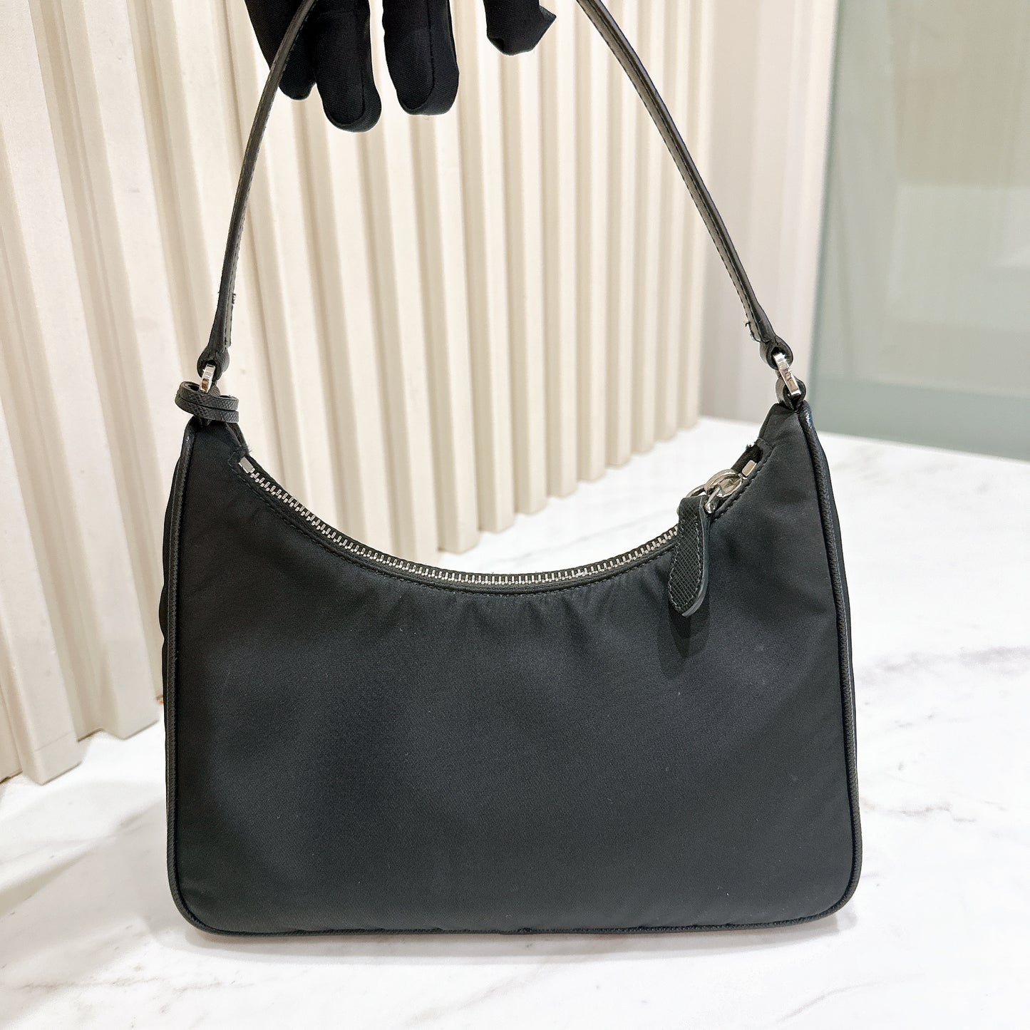 Prada Hobo Re-Edition 2005 in Black Nylon