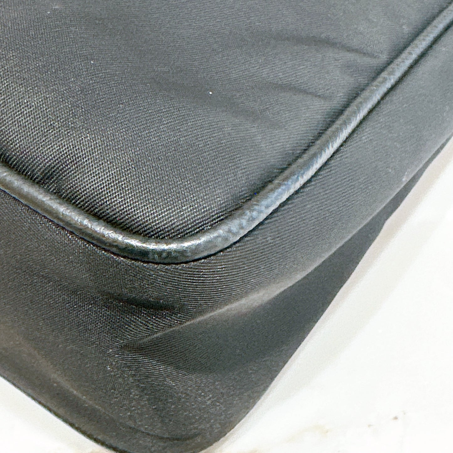 Prada Hobo Re-Edition 2005 in Black Nylon
