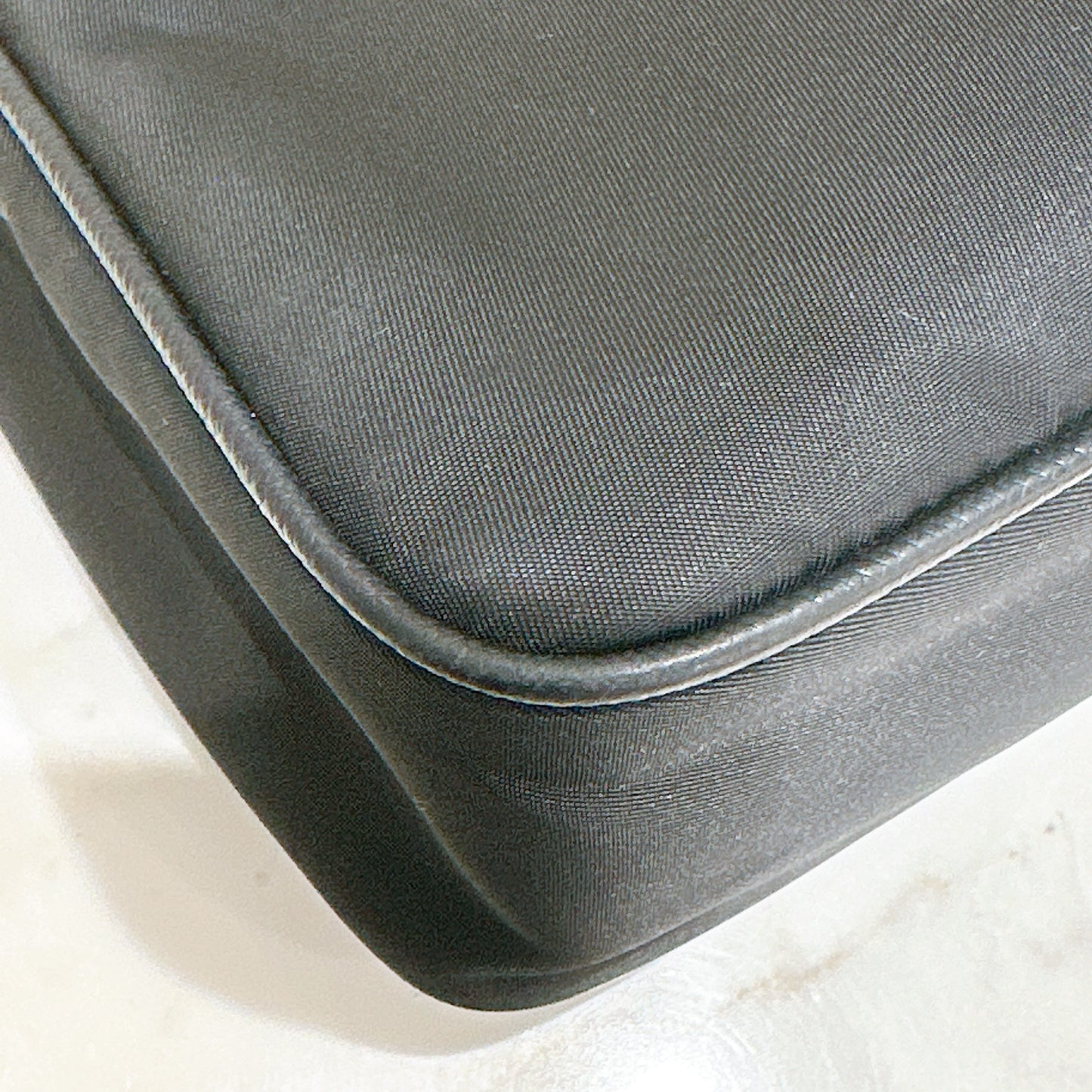 Prada Hobo Re-Edition 2005 in Black Nylon