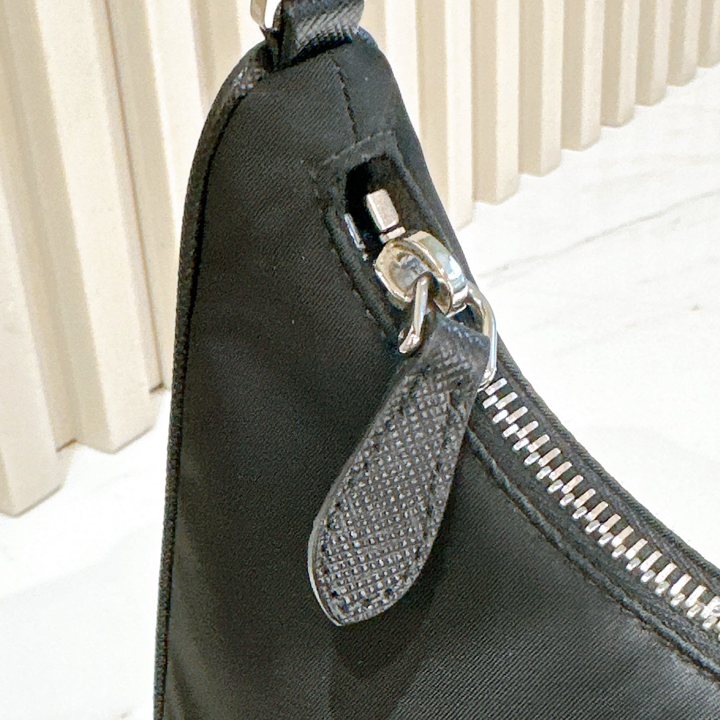 Prada Hobo Re-Edition 2005 in Black Nylon