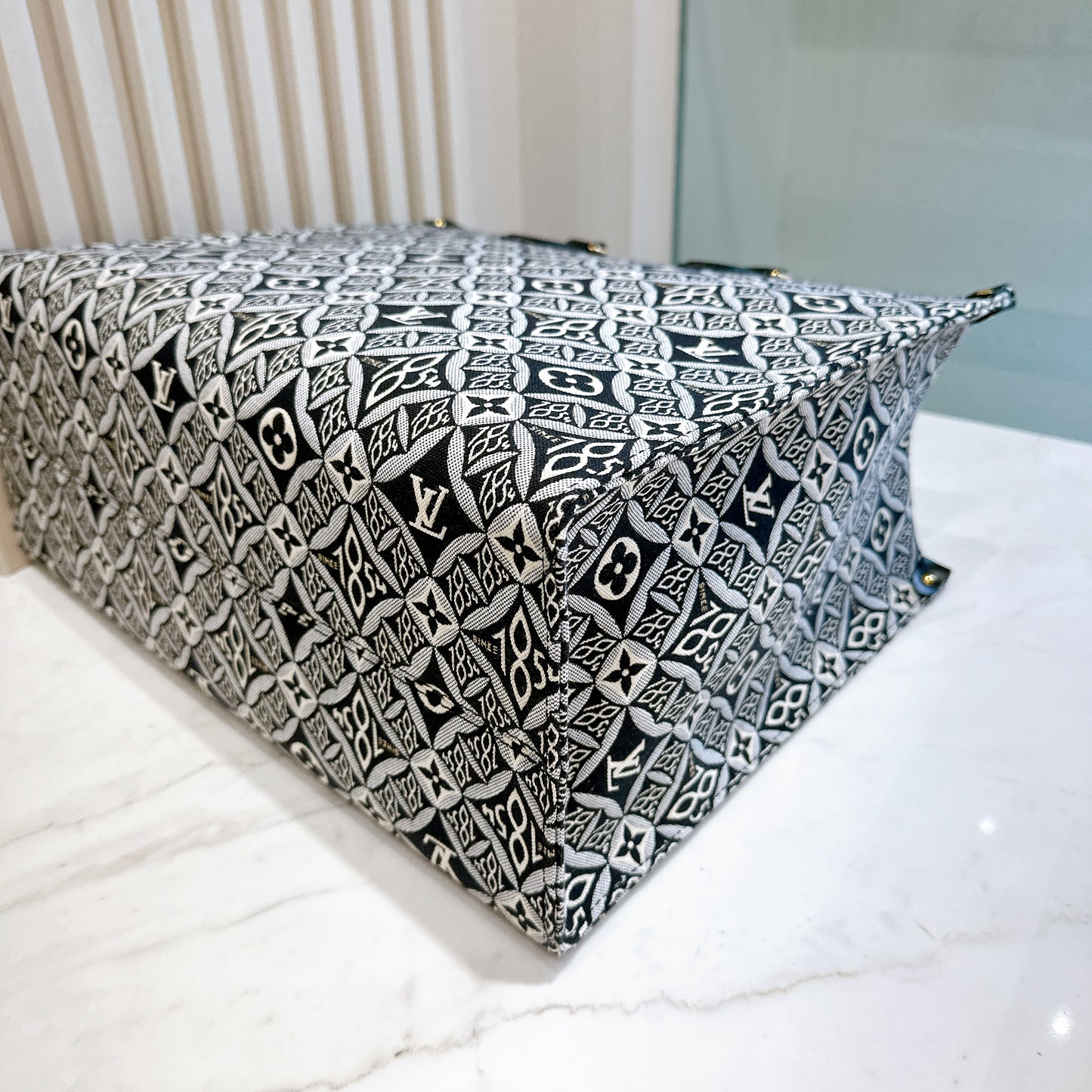 LV On The Go GM 1854