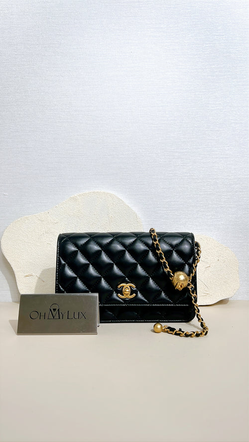 Chanel WOC Lambskin Pearl Crush in Black