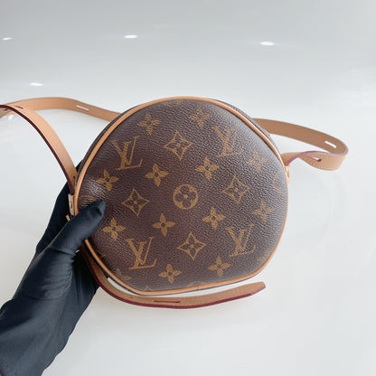 LV Monogram Boite Chapeau Souple PM