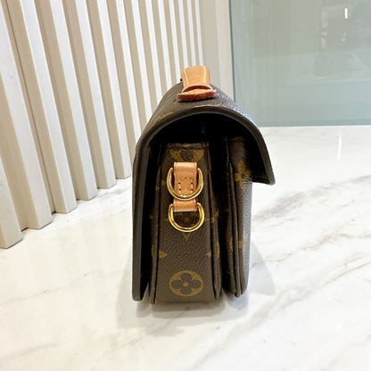 LV Pochette Metis East West