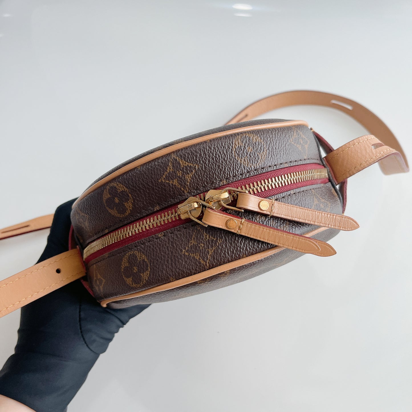 LV Monogram Boite Chapeau Souple PM