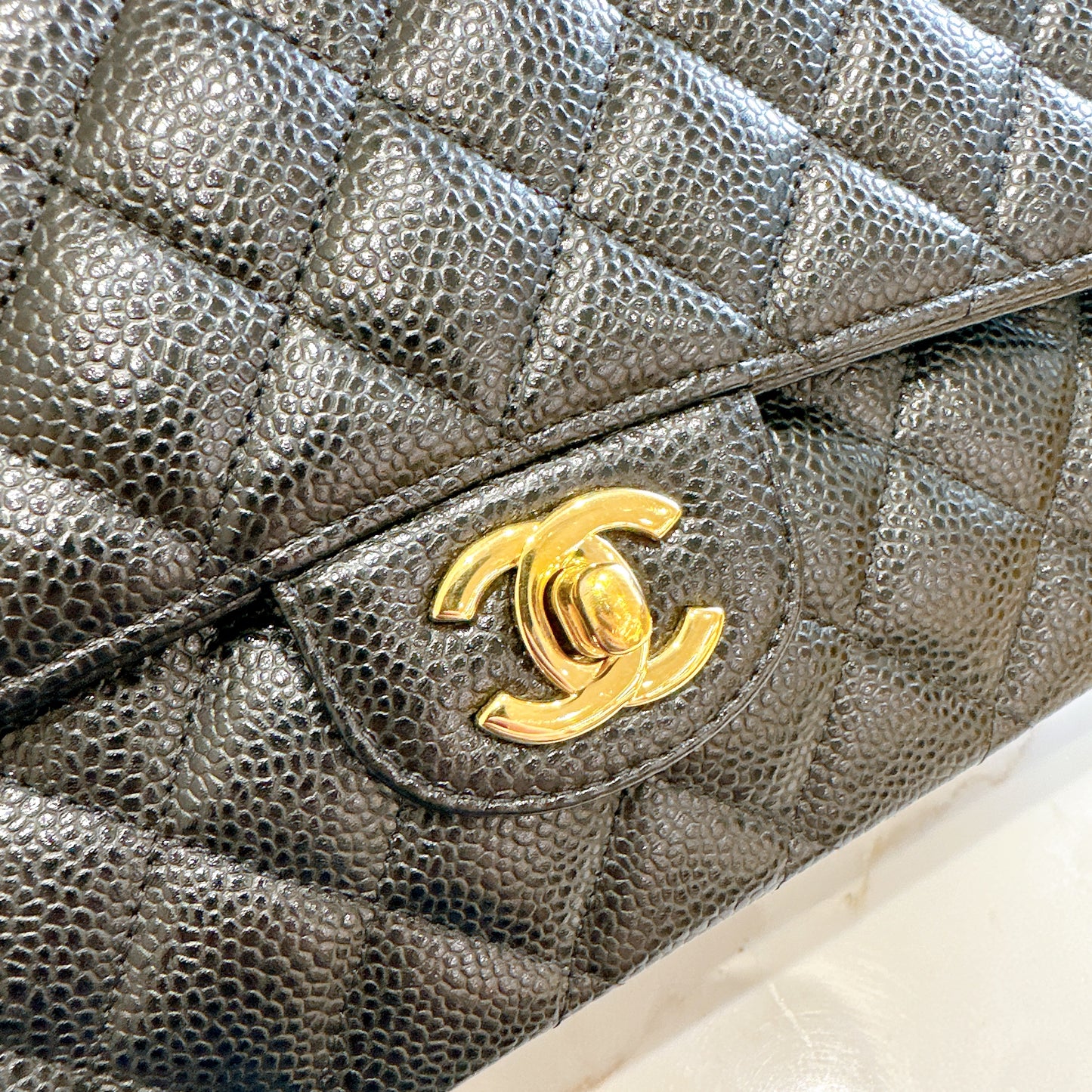 Chanel Classic Flap Medium In Black Caviar GHW