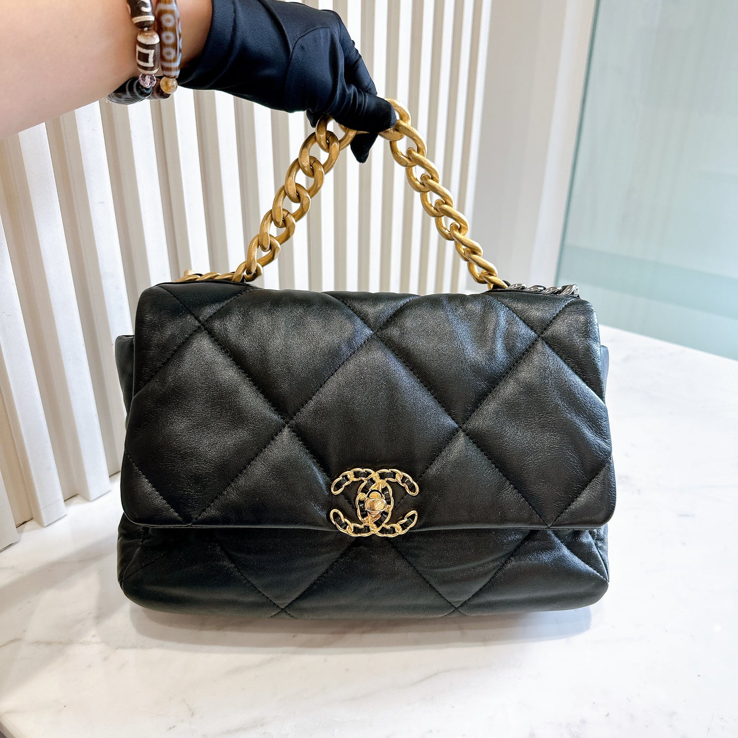 Chanel 19 Medium in Black