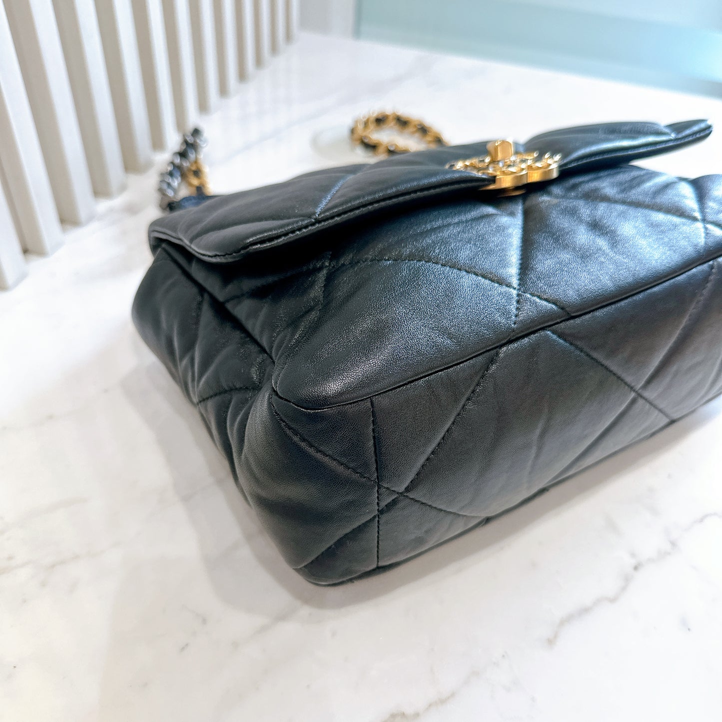 Chanel 19 Medium in Black