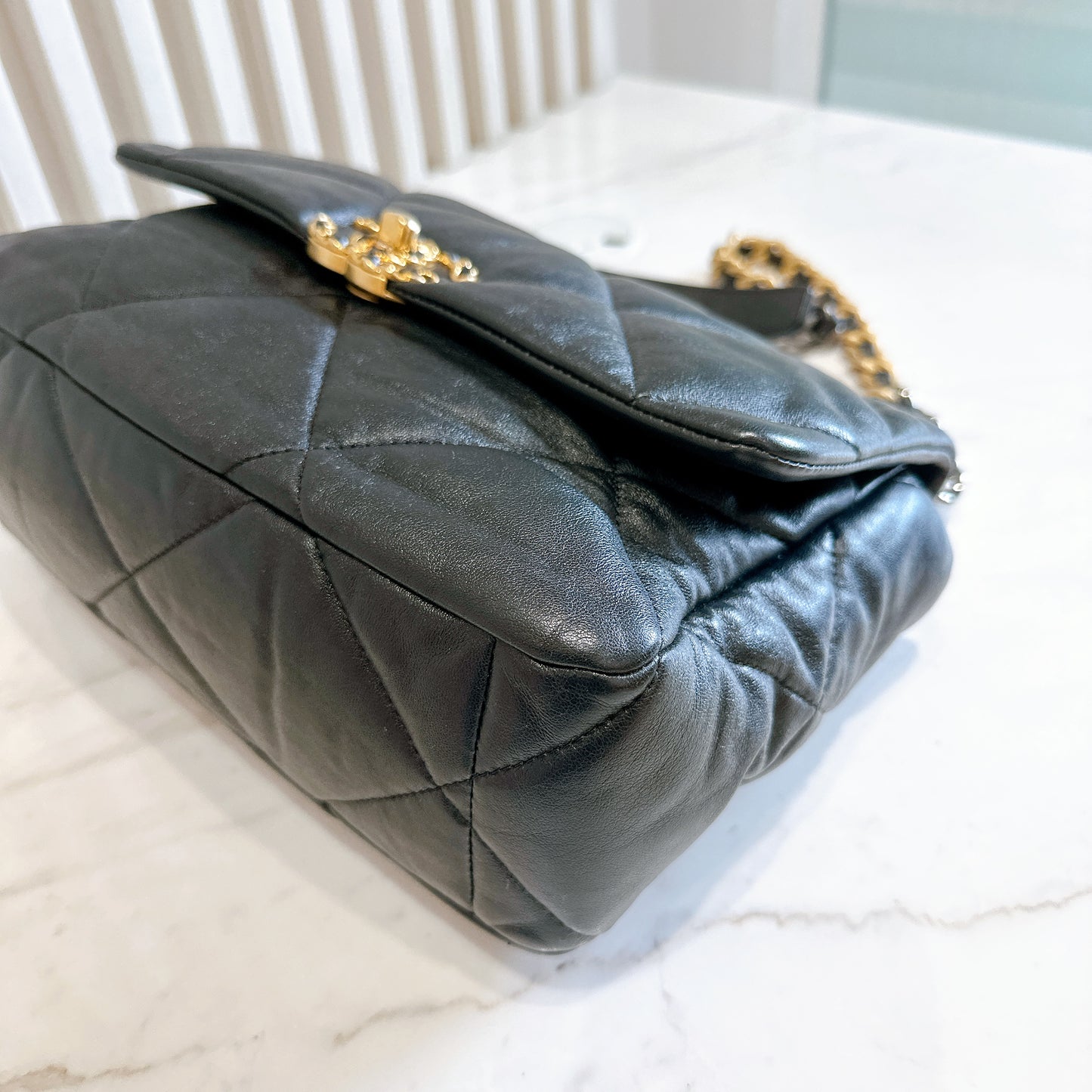 Chanel 19 Medium in Black