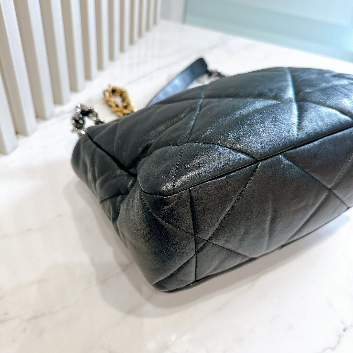 Chanel 19 Medium in Black