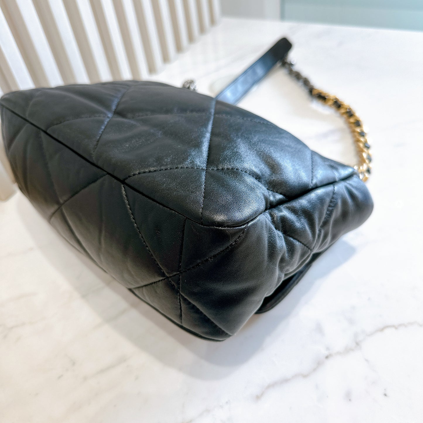 Chanel 19 Medium in Black