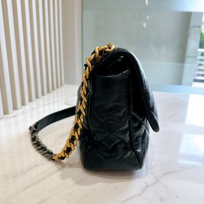 Chanel 19 Medium in Black