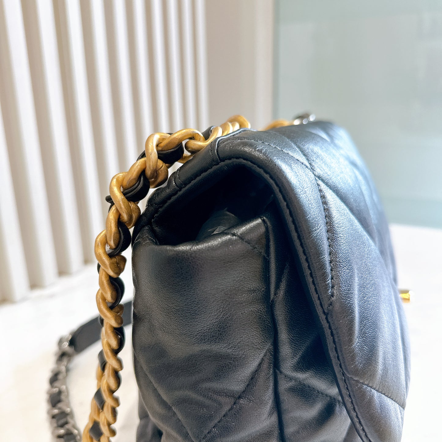Chanel 19 Medium in Black