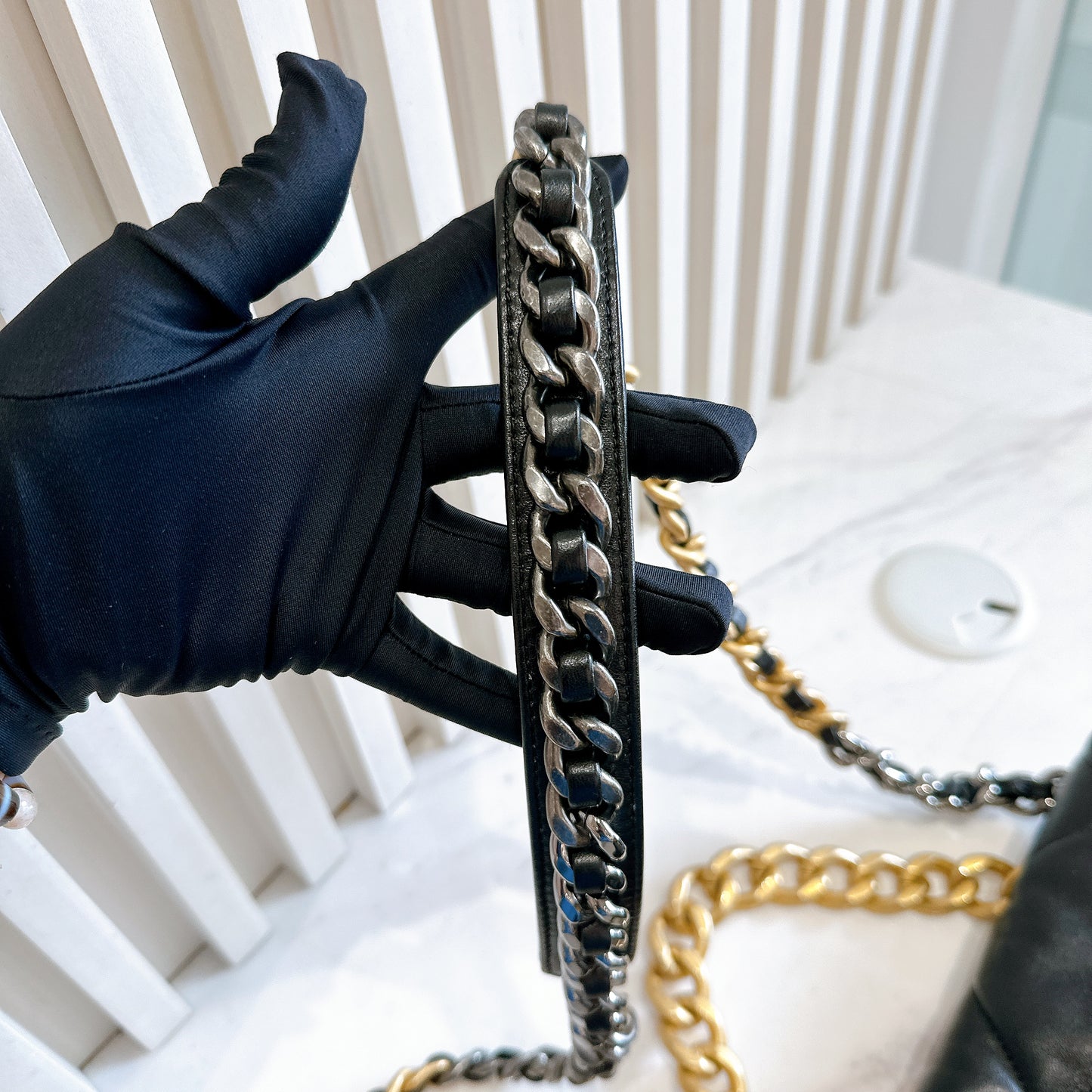 Chanel 19 Medium in Black