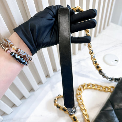 Chanel 19 Medium in Black
