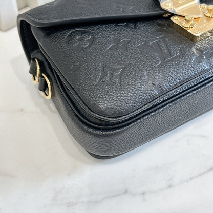 LV Metis East West in Empriente Leather Black