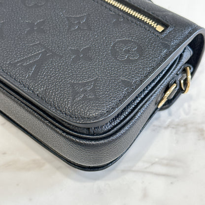 LV Metis East West in Empriente Leather Black