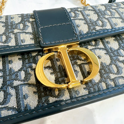 Dior Montaigne 30 East West