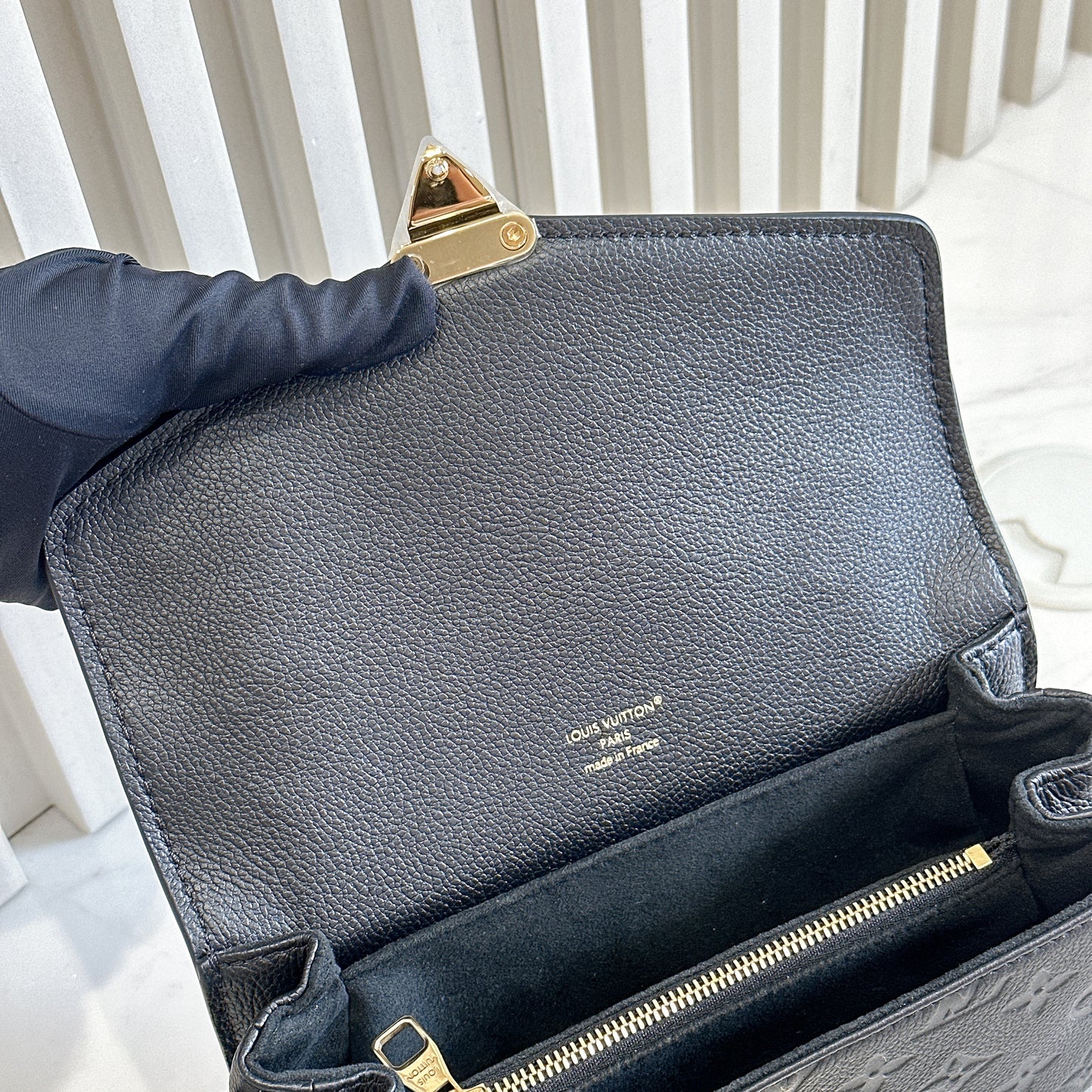 LV Metis East West in Empriente Leather Black