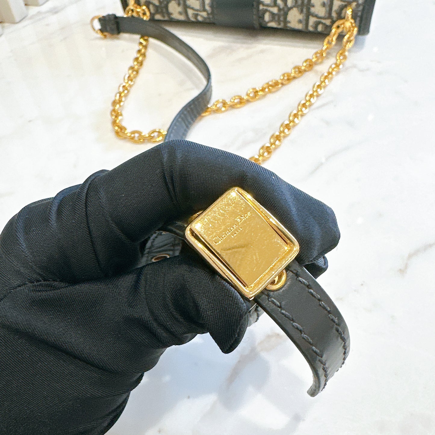 Dior Montaigne 30 East West