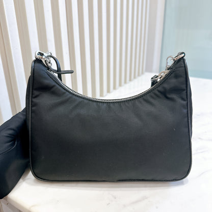 Prada Hobo 3 in 1 in Black