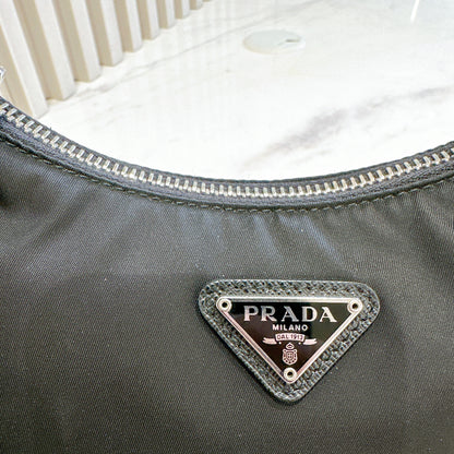 Prada Hobo 3 in 1 in Black
